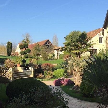Beautiful country house located 50min from Paris Eiffel Tour - Demeure d'exception à 50min de Paris Tour Eiffel Hodent Exterior foto